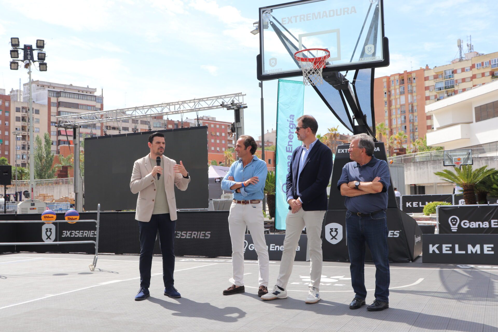 La Junta impulsa la modalidad de baloncesto 3×3 apoyando el Open Series Extremadura como patrocinador principal