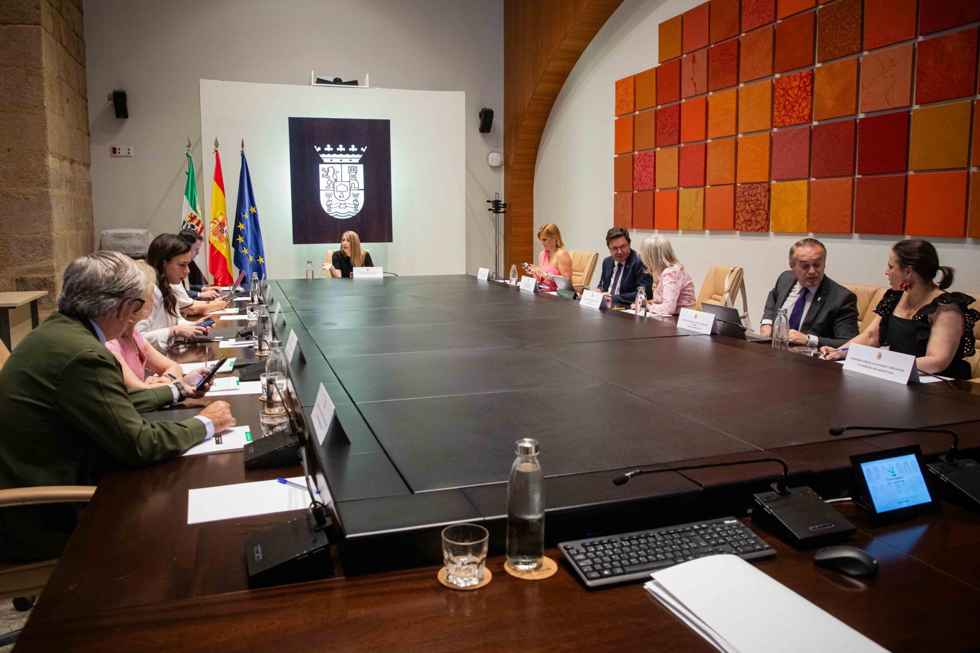 La Junta de Extremadura construirá un nuevo centro para personas mayores en Tejeda de Tiétar, con un presupuesto de 8’3 millones