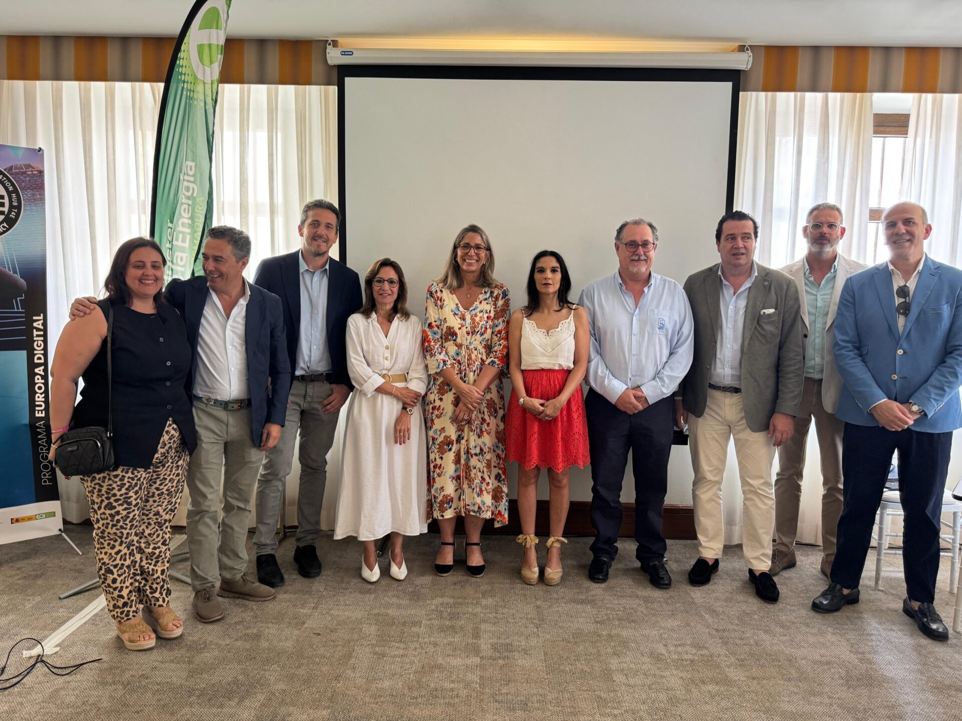 La Junta incide en su apoyo al sector energético durante la celebración de la Asamblea General del Clúster de la Energía de Extremadura