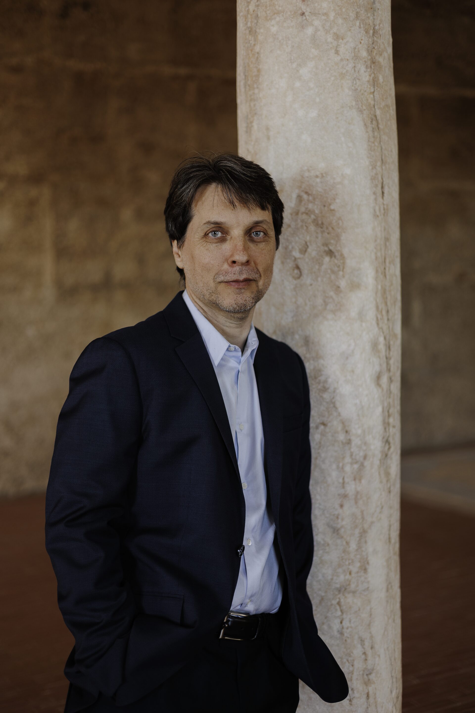 El Patronato de la FOEX designa a Roberto Forés Veses como director titular y artístico de la Orquesta de Extremadura