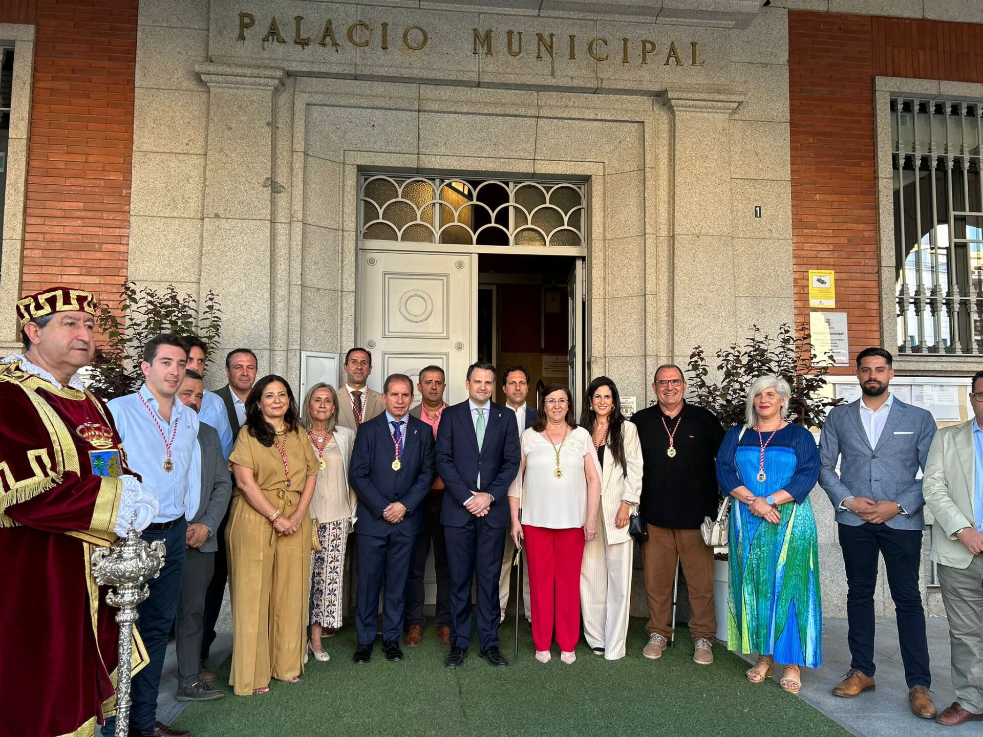 Abel Bautista participa en la inauguración de la Plaza de España de Don Benito y reafirma el compromiso de la Junta de Extremadura con la ciudad