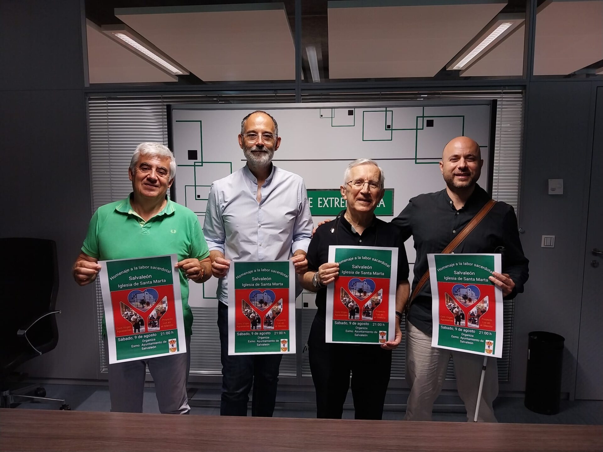 La Junta respalda el homenaje de Salvaleón a la labor sacerdotal de sus párrocos y su relevante papel en la historia del municipio