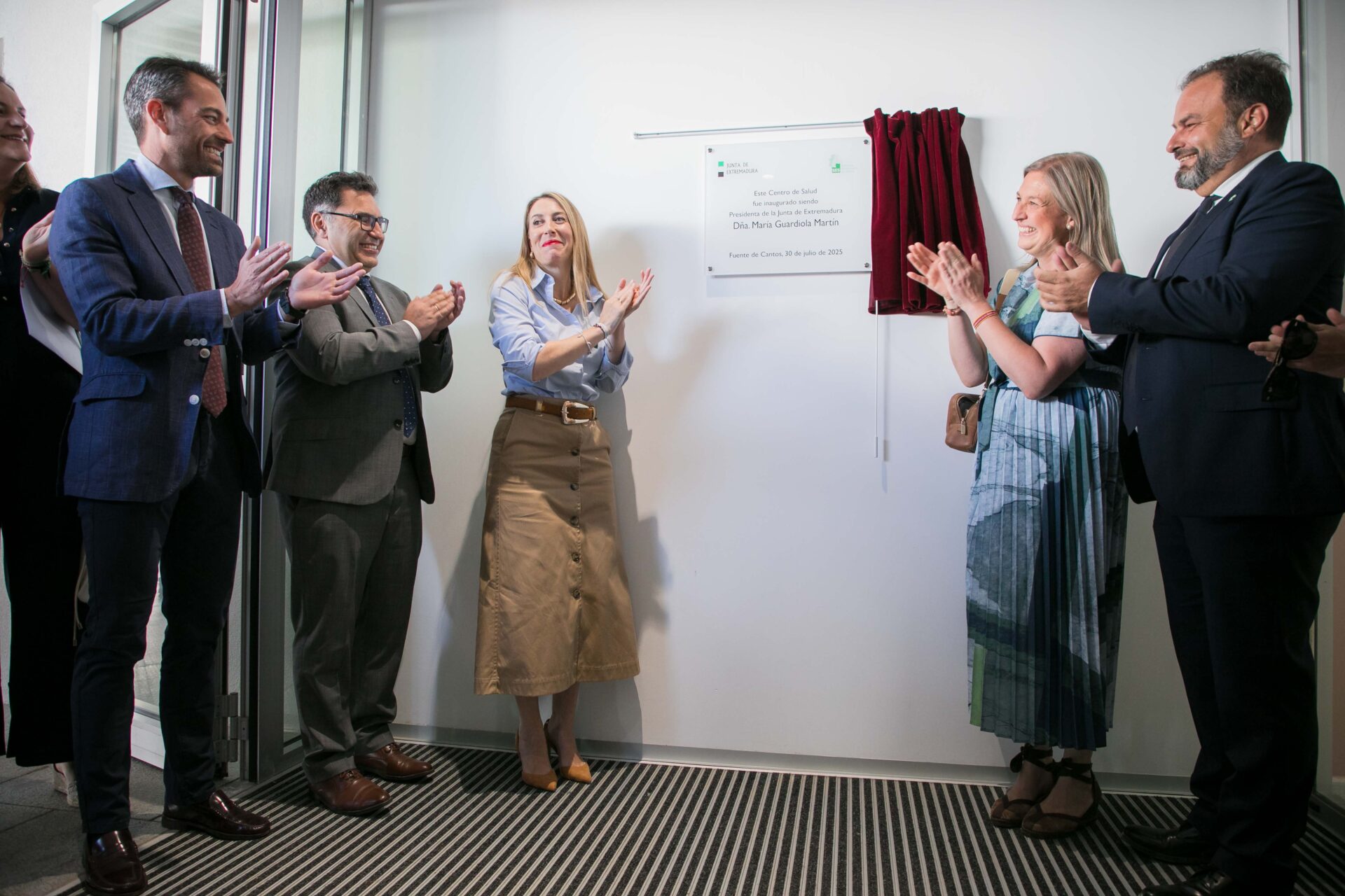 Guardiola, en la inauguración del nuevo Centro de Salud de Fuente de Cantos: “Se van a evitar desplazamientos y reducir tiempos de espera”