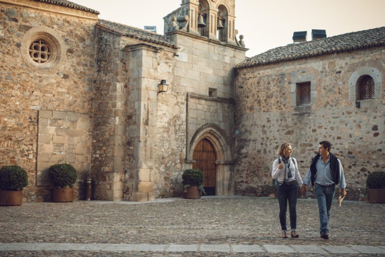 Los viajeros en los alojamientos extrahoteleros de Extremadura crecen el 8,5 % en junio con un fuerte repunte del mercado internacional