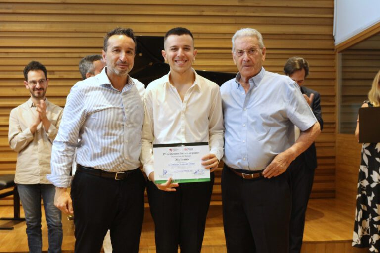 Fernando Alejandre, Manuel Alonso-Bartol y Tomás Vidal ganadores del IV Certamen Ibérico de Piano Diputación de Badajoz