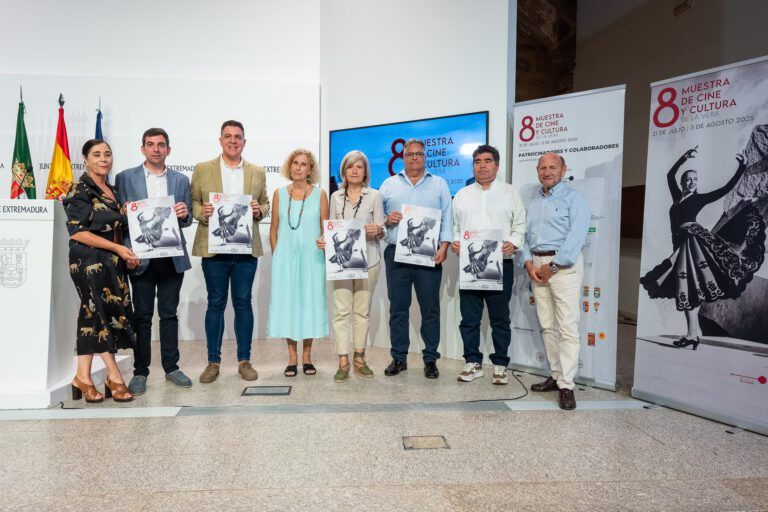 Bazaga destaca que la Muestra de Cine y Cultura de la Vera representa la cultura accesible en el mundo rural, que nace desde lo local para proyectarse al mundo