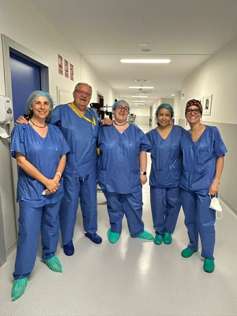 El Hospital Universitario de Cáceres incorpora una técnica avanzada de mastectomía endoscópica para el tratamiento del cáncer de mama