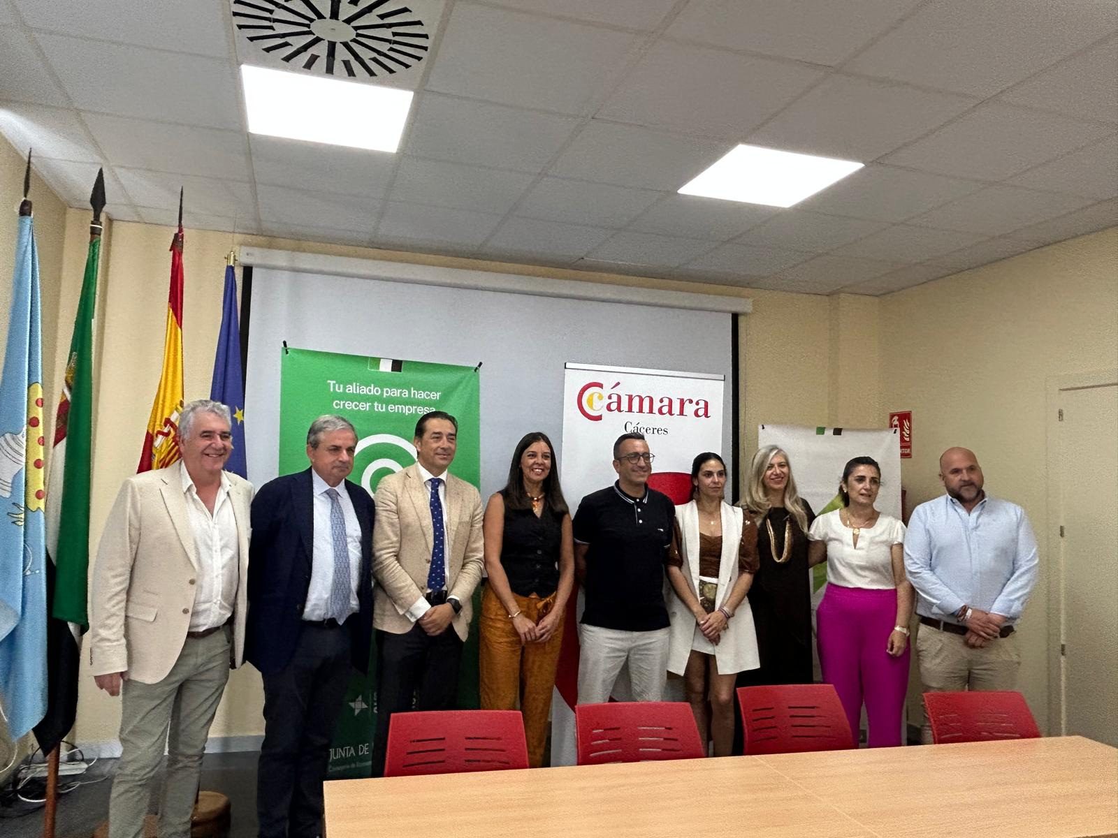 El Punto de Acompañamiento Empresarial amplía sus servicios en el territorio con un nuevo espacio en Navalmoral de la Mata