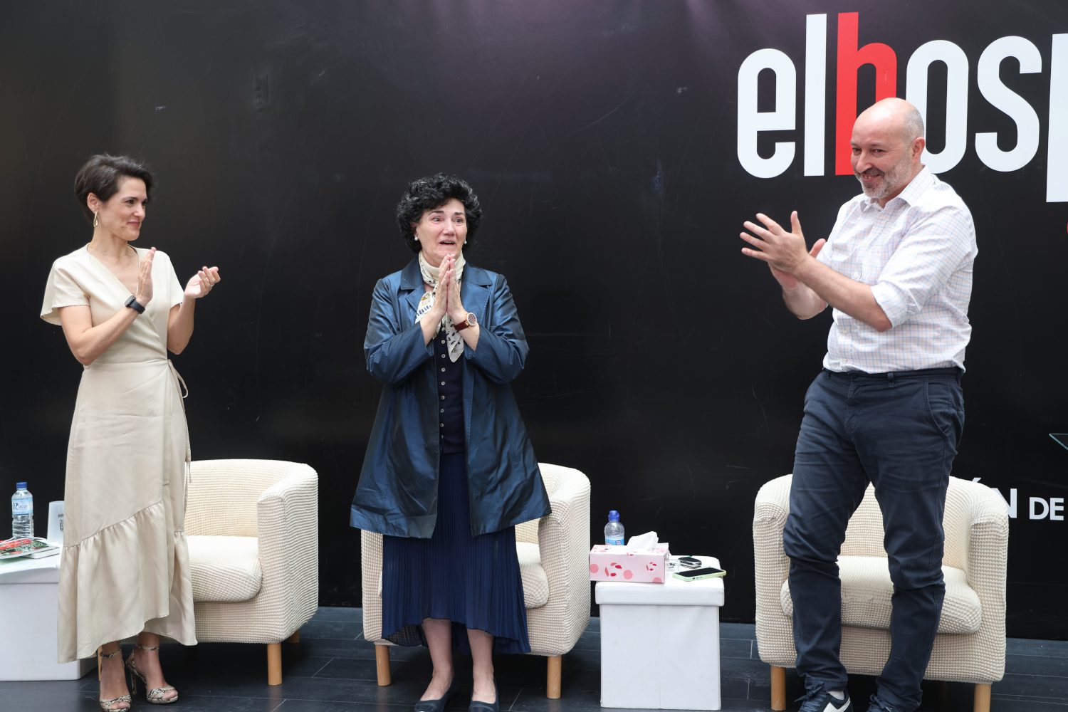 La Diputación de Badajoz edita un libro innovador para mejorar la calidad de vida de las personas con ELA