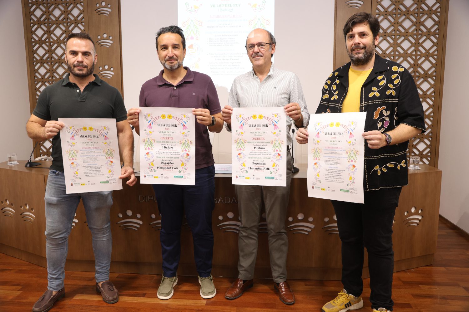 Villar del Folk se suma un año más a la apuesta por el folclore que facilita la Diputación de Badajoz