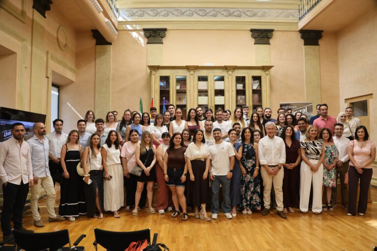 Raquel del Puerto destaca el compromiso de la Diputación de Badajoz con el talento joven en la clausura del programa UniRural