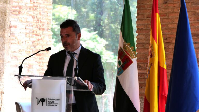 La Junta de Extremadura reivindica el papel de la región como espacio de encuentro euro-iberoamericano