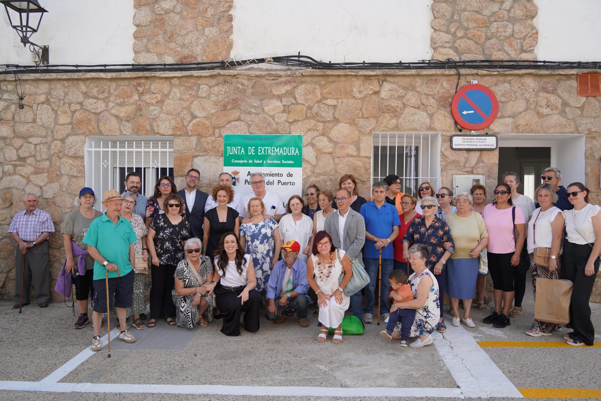La Junta de Extremadura invierte 69.000 euros en las obras de mejora y mantenimiento del consultorio de salud de Perales del Puerto