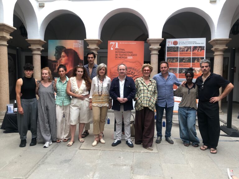 ‘Las Troyanas’ se sube a la escena del Festival de Mérida para reflexionar sobre el dolor y la barbarie con un texto “irritantemente contemporáneo”