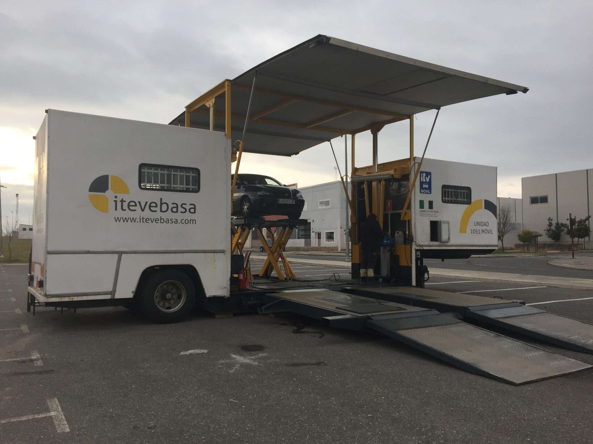 La Junta habilita una ITV móvil de refuerzo en Coria desde hoy hasta el 31 de octubre