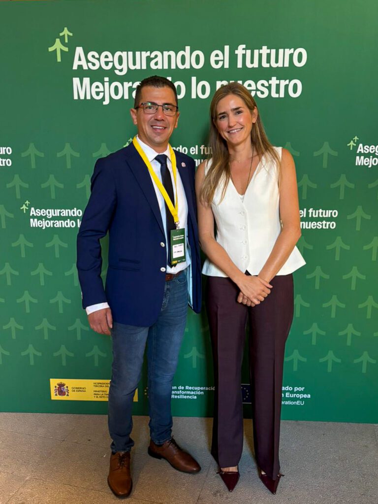 La Diputación de Badajoz premiada por el MITECO por su impulso a las comunidades energéticas locales