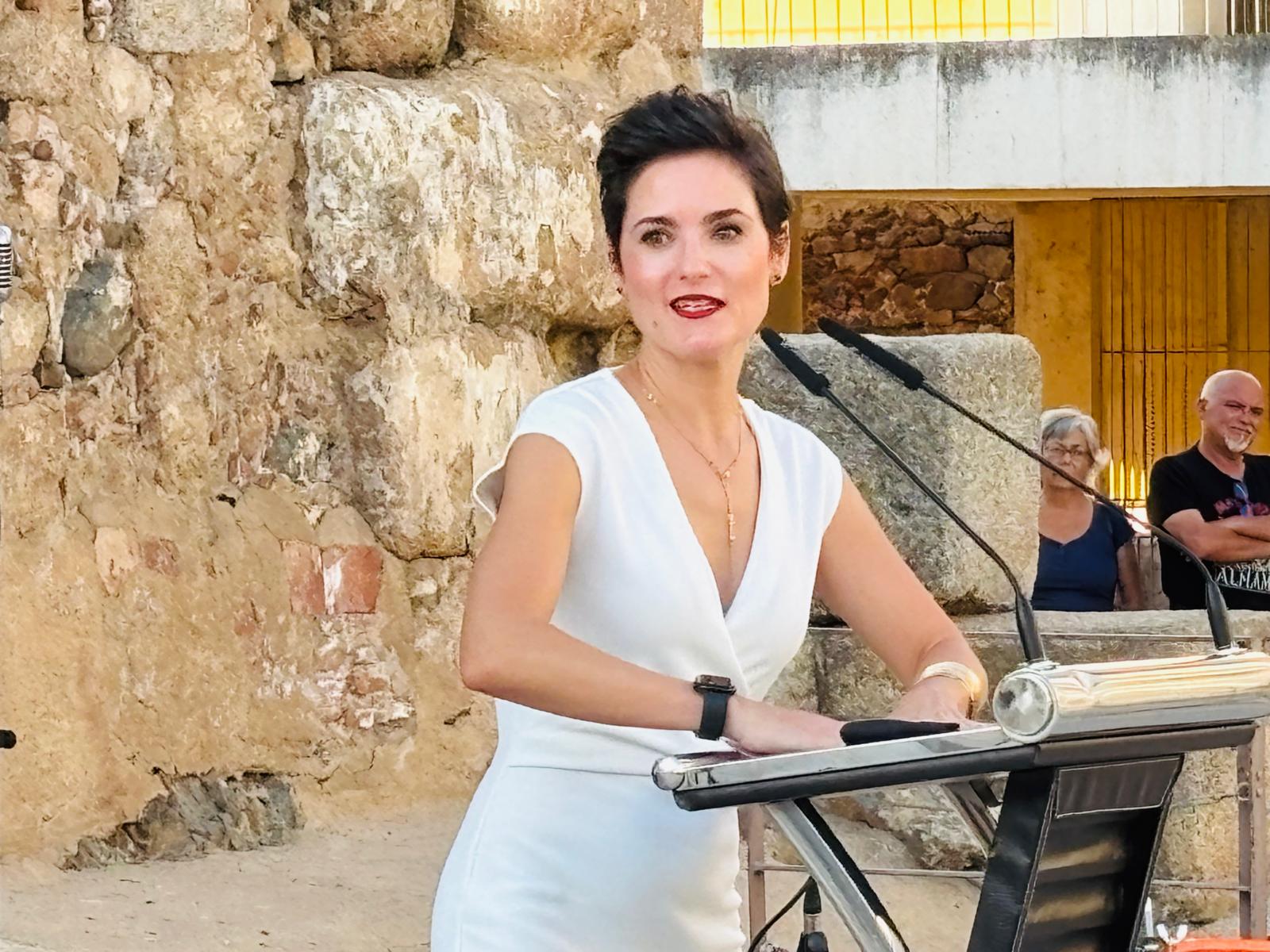 Raquel del Puerto destaca la importancia de la investigación y la divulgación del patrimonio en el 25 aniversario del Instituto de Arqueología