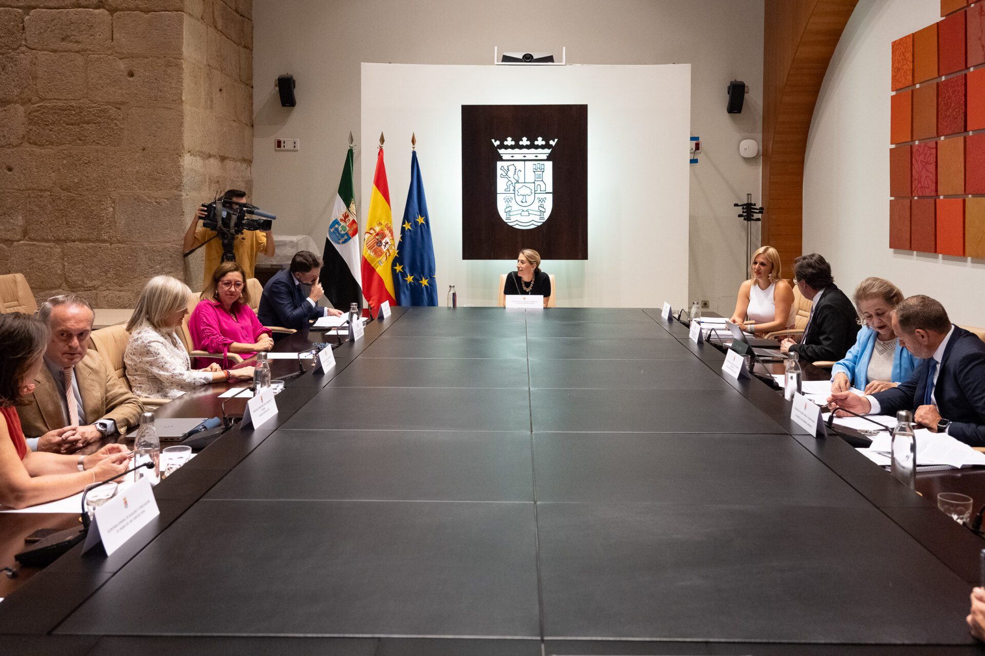 El Consejo de Gobierno aprueba 3,5 millones de euros en ayudas directas para agricultores, ganaderos y empresas turísticas afectados por los incendios