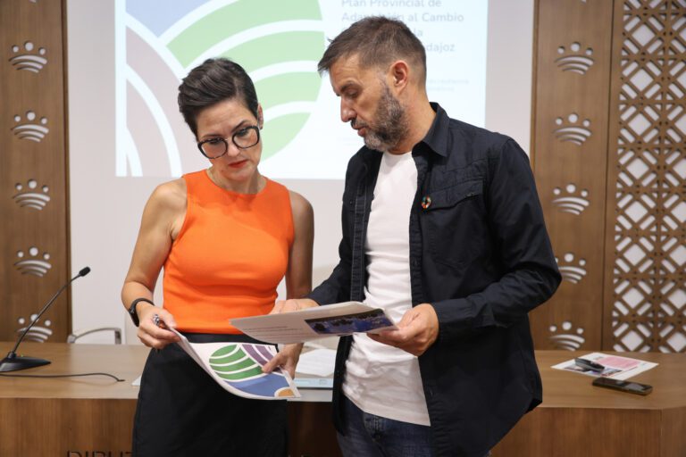 La Diputación de Badajoz presenta un plan pionero para combatir y adaptarse al cambio climático