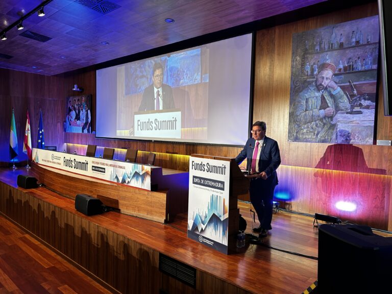 Santamaría anuncia nuevos programas para acelerar la innovación empresarial y la digitalización con una inversión de 6,5 millones de euros