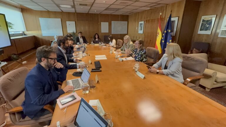 Morán destaca que el MITECO ha atendido “un porcentaje elevado” de las propuestas hechas a la planificación eléctrica y se trabajará en las que están pendientes
