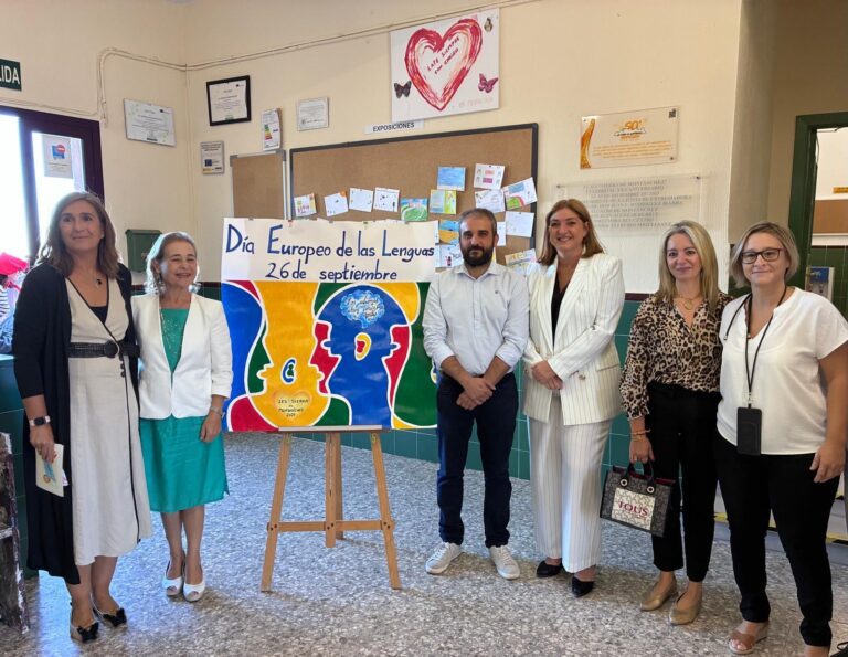 La consejera de Educación defiende la importancia de la diversidad lingüística para el desarrollo personal y profesional