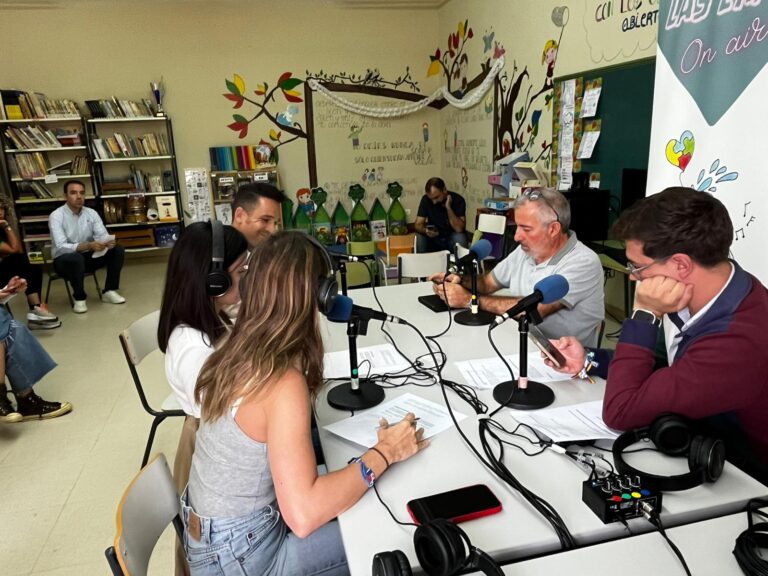 La tercera temporada del podcast ‘Objetivo Extremadura en las Aulas’ acerca la nutrición, el deporte y la inclusión a ocho centros escolares extremeños