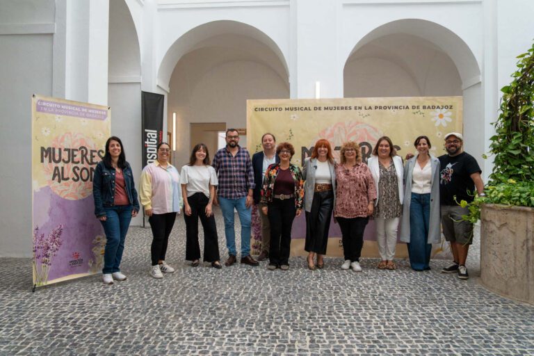 La Diputación de Badajoz llevará intérpretes extremeñas a cinco pueblos durante este otoño