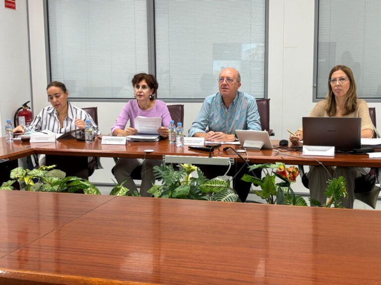 Los empleados públicos de la Junta se implican en la elaboración del I Plan de Igualdad