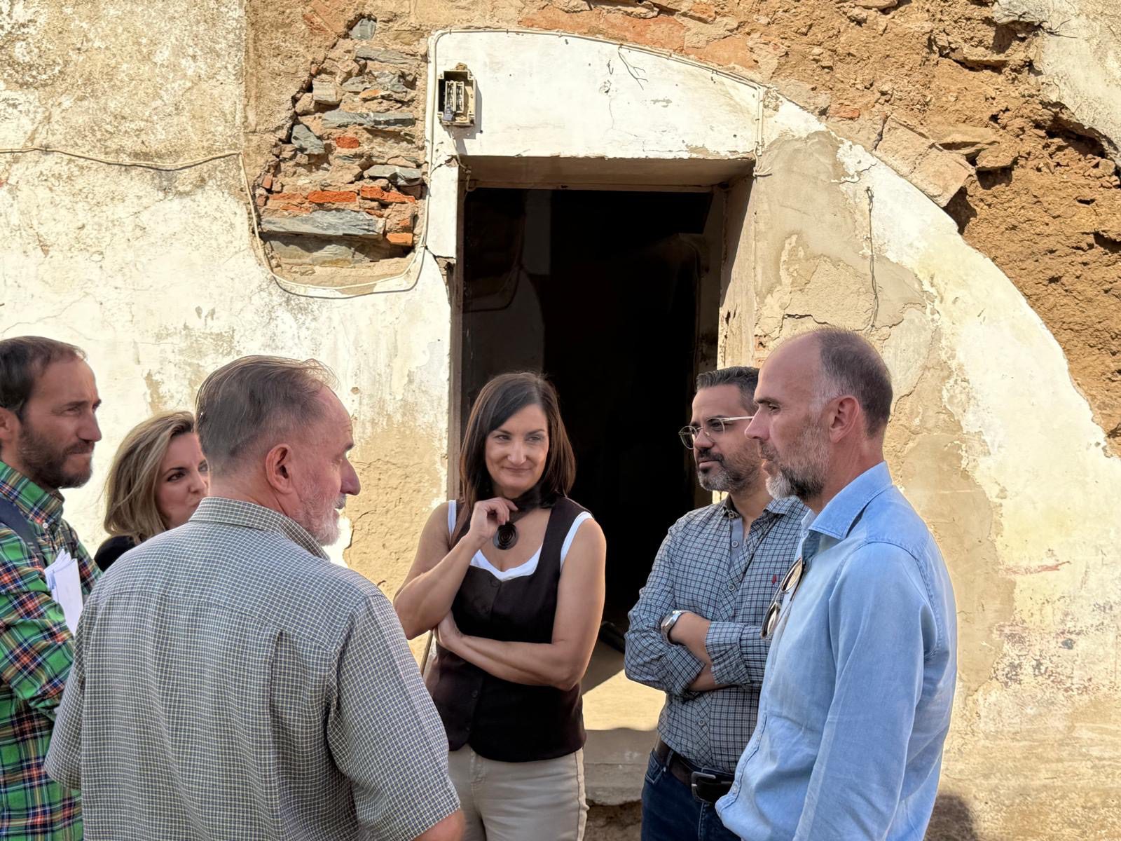 La diputada Ana Belén Valls visita varias obras ejecutadas con cargo al Plan de Sostenibilidad Turística Comarca de Olivenza