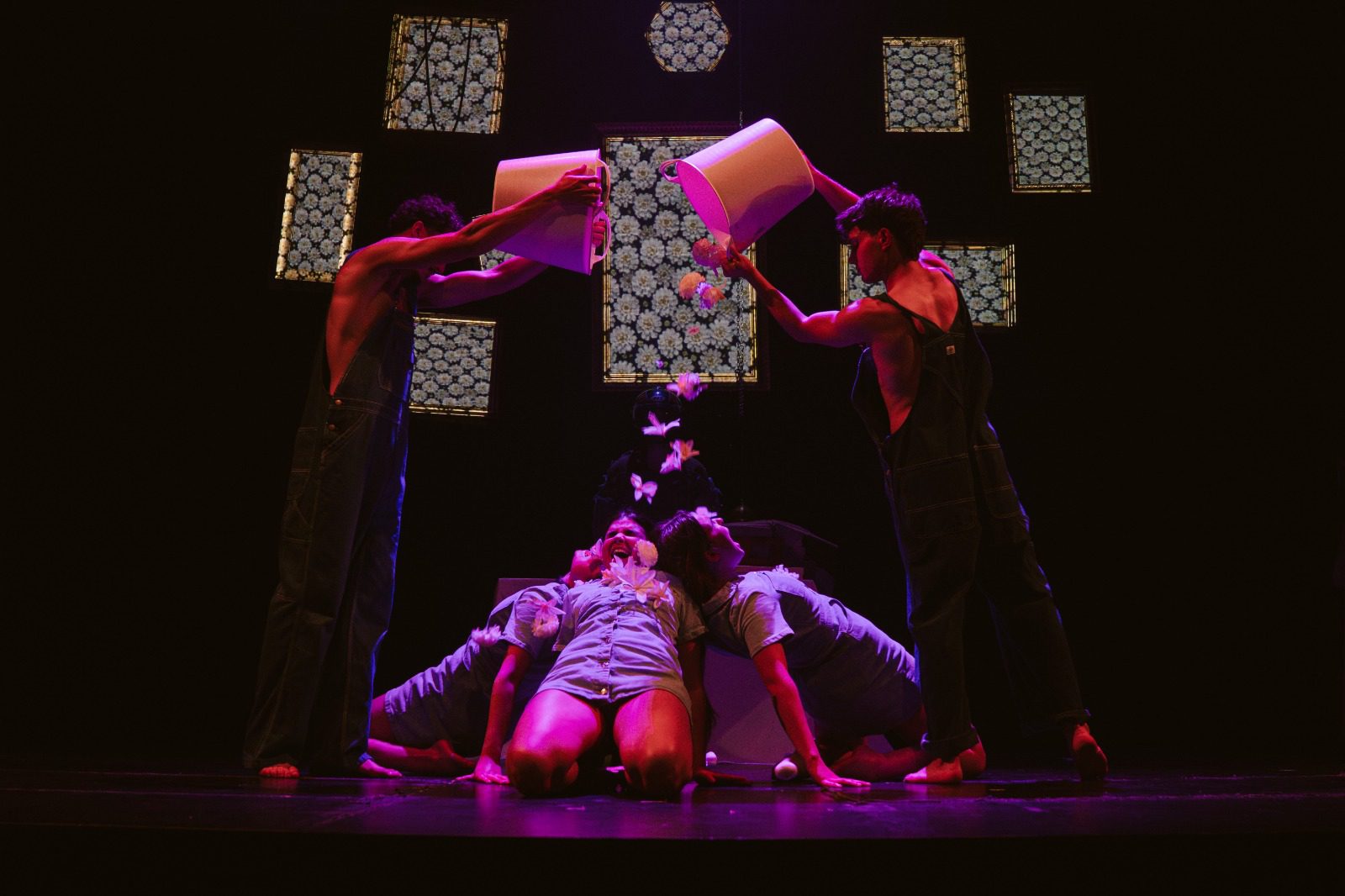 La Escuela de Arte Dramático de Extremadura participa en el Festival Internacional de Teatro de Badajoz con ‘Cowboy Anatomía +’