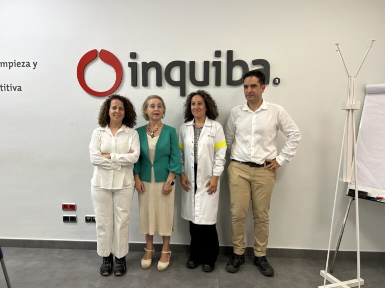 La consejera de Educación anima a las empresas a participar en la FP Dual para formar a futuros trabajadores