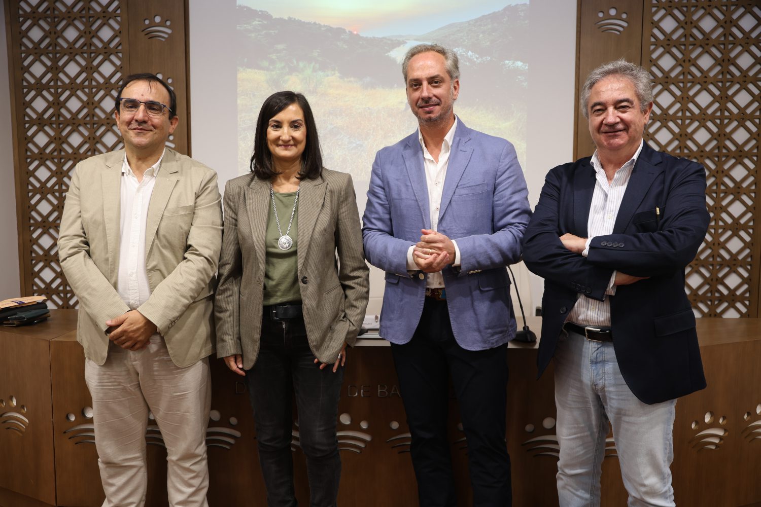 La Diputación de Badajoz impulsa con 300.000 euros la recuperación de las especies de caza menor a través de las Sociedades Locales de Cazadores de la provincia