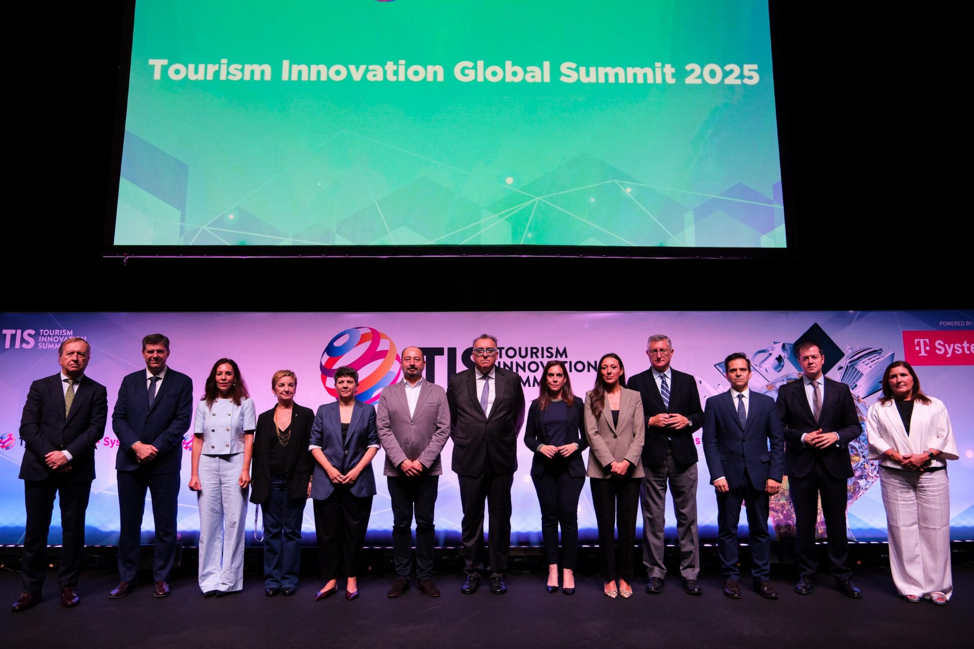 Extremadura se suma a la Declaración de Sevilla para reivindicar el valor del turismo como gran industria nacional