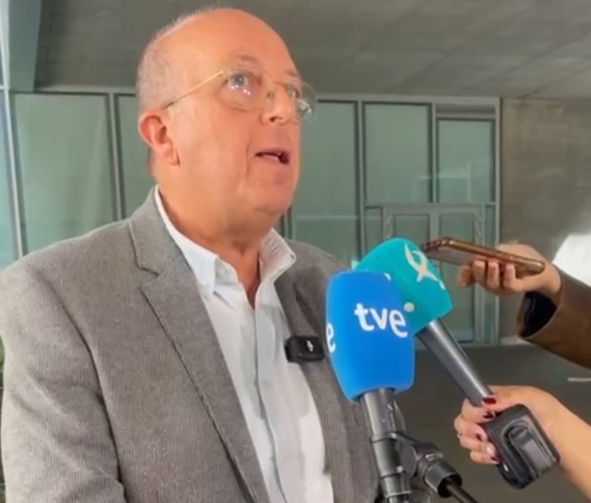 La Junta y los sindicatos avanzan en el proceso que permitirá que 138 plazas de bomberos forestales conductores pasen a estar ocupadas todo el año