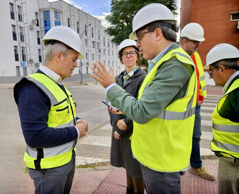 Las obras de rehabilitación energética de 140 viviendas protegidas en Mérida finalizarán en diciembre