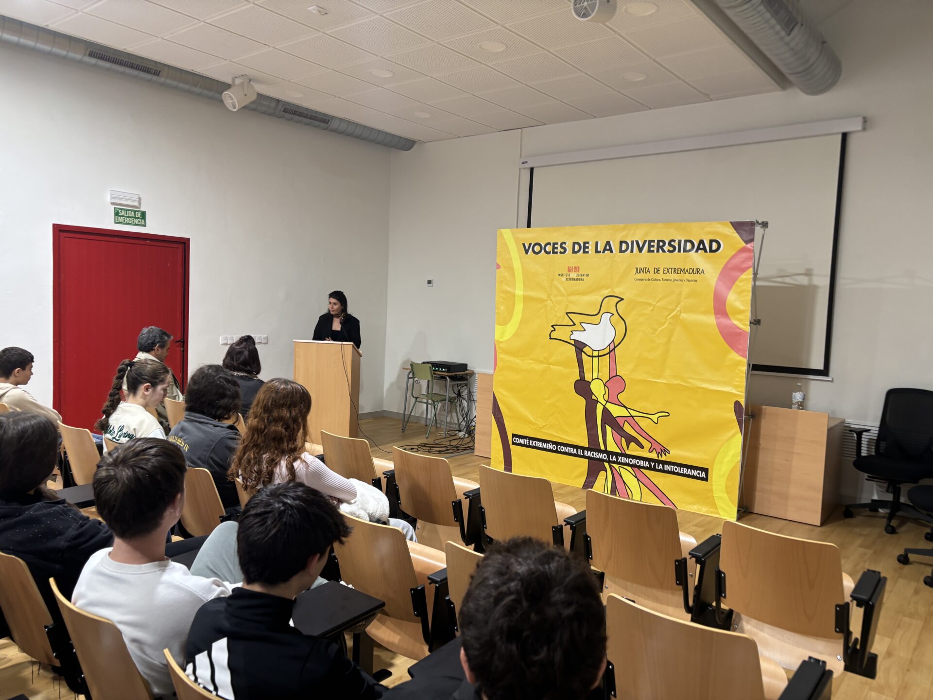 La Junta de Extremadura fomenta la igualdad y la tolerancia entre la juventud con el proyecto ‘Voces por la diversidad’ del IJEX