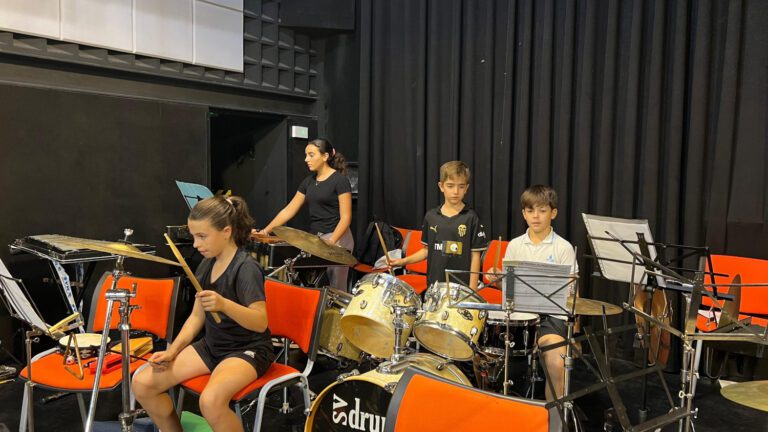 La Diputación de Badajoz aumenta las subvenciones a escuelas municipales de música hasta los 415.000 euros para 2026