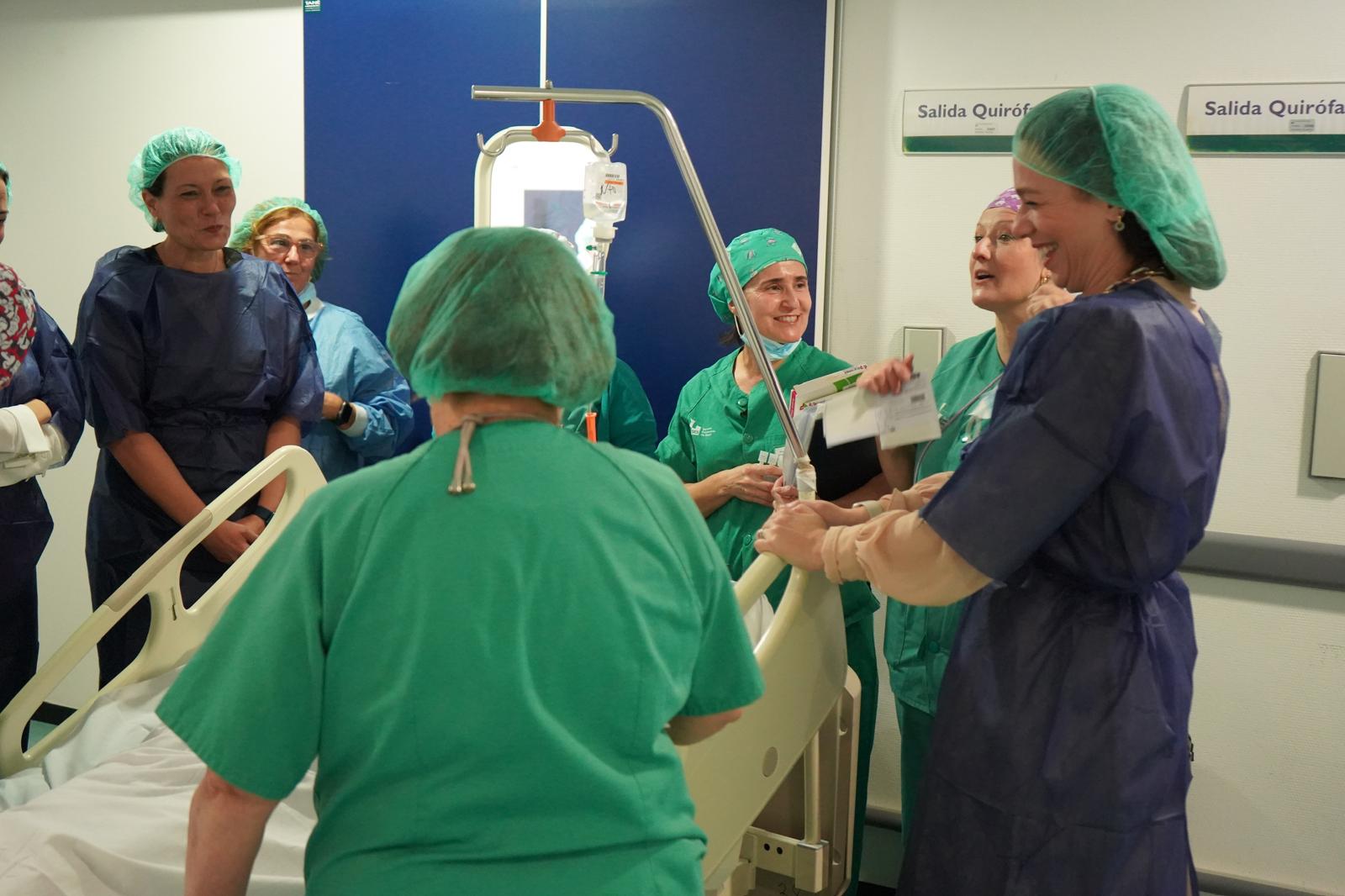 La consejera de Salud y Servicios Sociales, Sara Gª Espada, visita el Hospital Siberia Serena y el Centro de Salud de Navalvillar de Pela