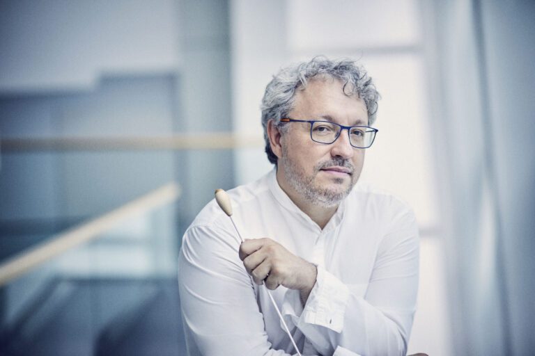 La Orquesta de Extremadura homenajea a su orquesta joven y rinde tributo a su primer director titular, Miguel Romea