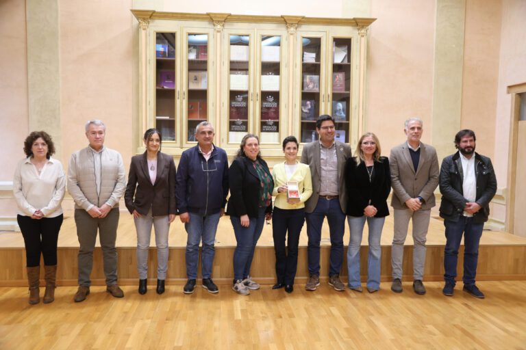 La Diputación de Badajoz eleva a 321,5 millones de euros su presupuesto para 2026, fortaleciendo la inversión pública y la cohesión territorial