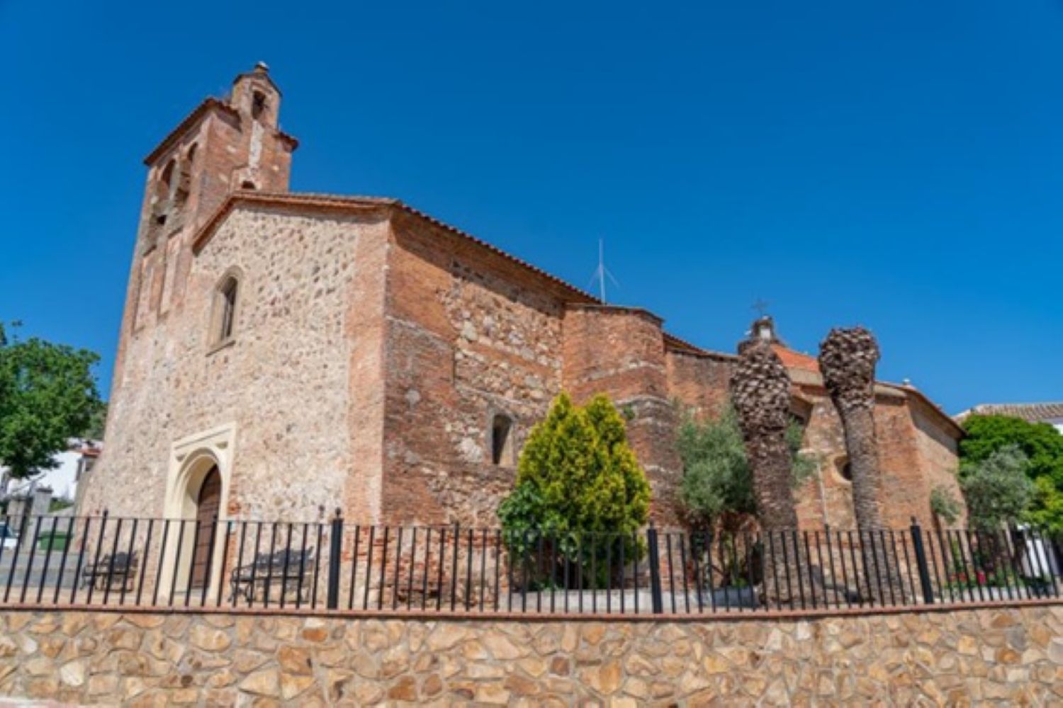 La Diputación de Badajoz impulsa la transformación rural con casi 4 millones de euros en fondos europeos para Tentudía, La Siberia y La Serena-Vegas Altas