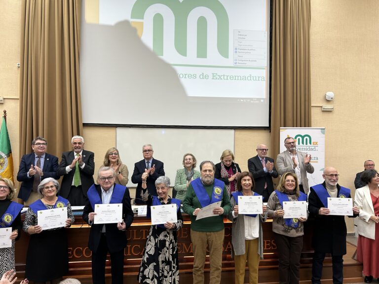 La Universidad de Mayores de Extremadura inicia el curso académico con 4.004 alumnos