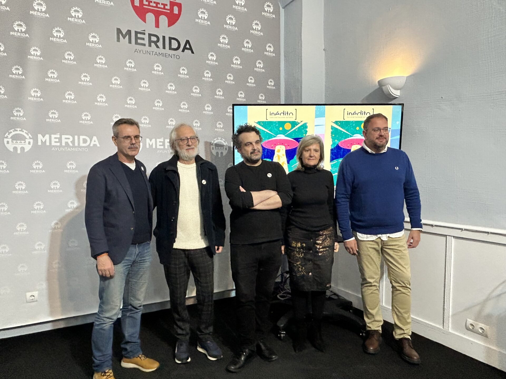 La Junta de Extremadura destaca la importancia de la alfabetización audiovisual en la presentación de ‘Daniela Forever’ de Nacho Vigalondo