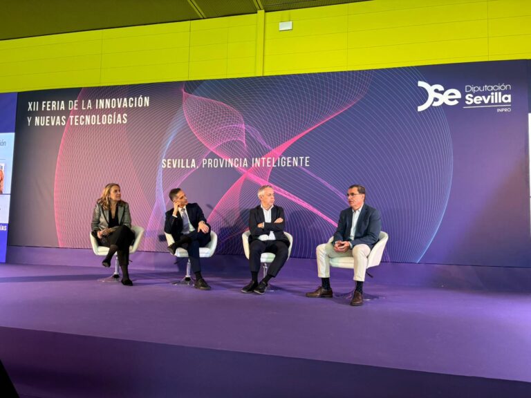 La Diputación de Badajoz comparte su estrategia de inteligencia artificial en “Sevilla, provincia inteligente”