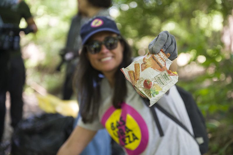Promedio organiza jornadas de limpieza en Los Guadalperales, Valle de Matamoros y Valle de la Serena para frenar la basuraleza