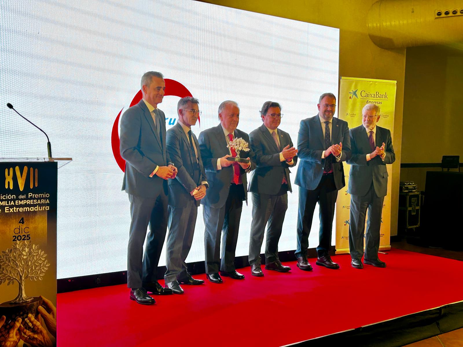 Santamaría felicita al Grupo Gedauto por el Premio Familia Empresaria del Año de la Asociación de la Empresa Familiar