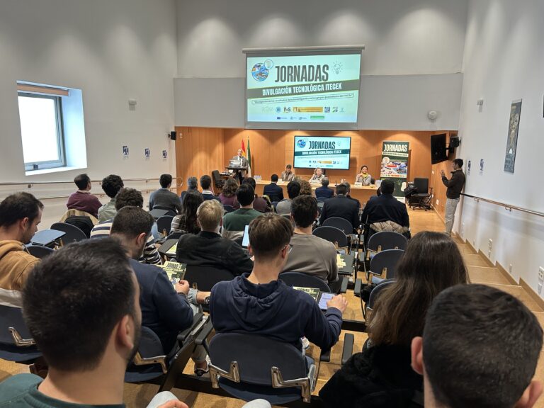 Mª Mercedes Vaquera aplaude la puesta en marcha del nuevo Instituto Universitario de Investigación en Tecnologías Eléctricas de la UEx