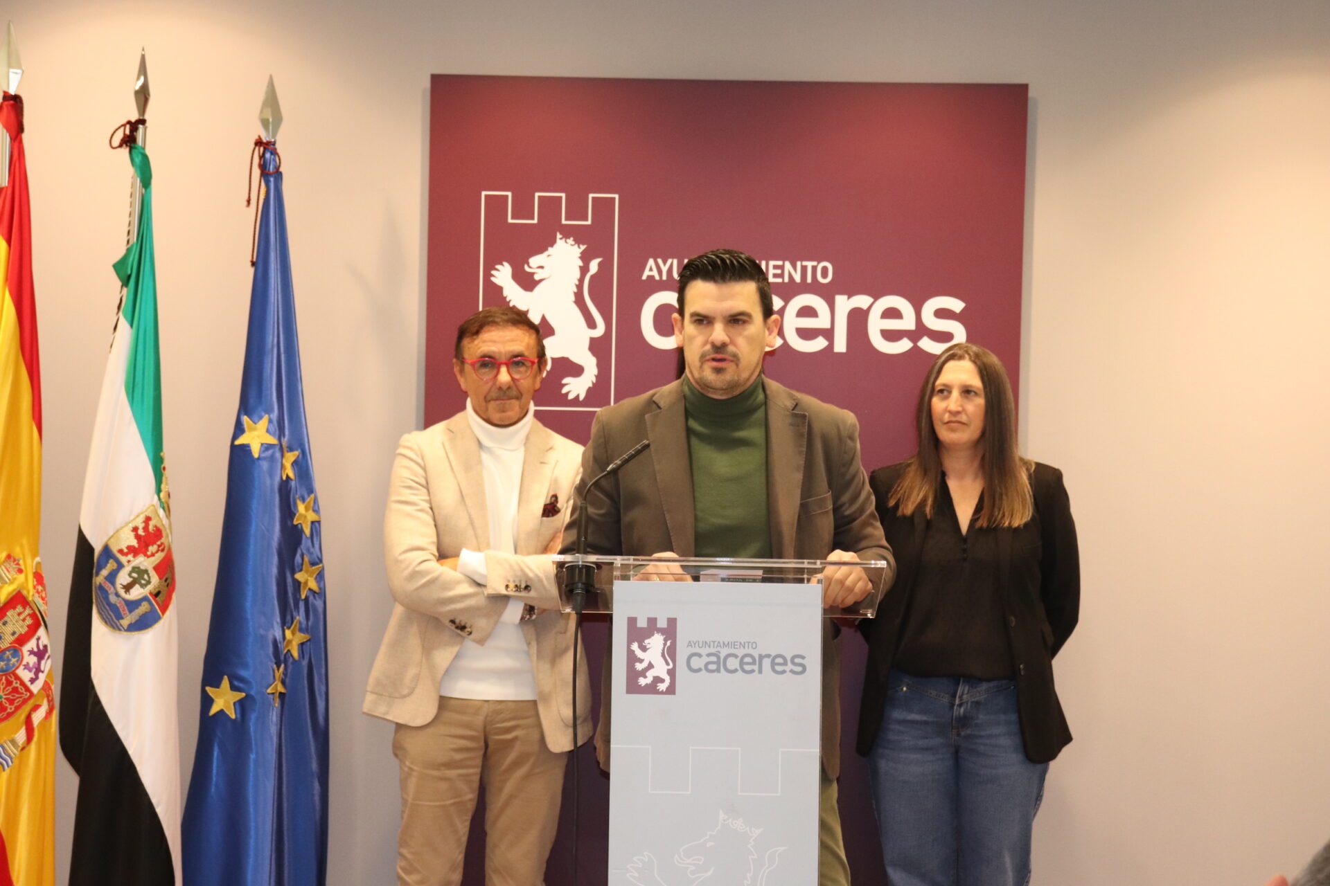 La Junta de Extremadura respalda la celebración del Campeonato de Europa de Duatlón Cáceres 2027