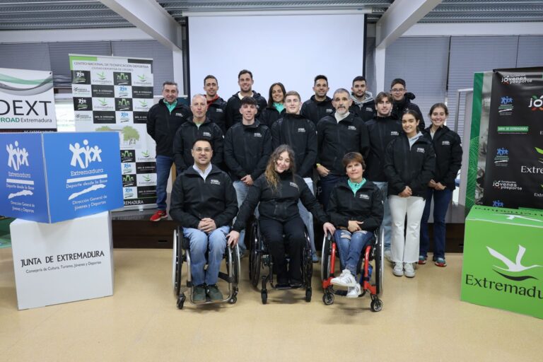La Junta de Extremadura celebra su tradicional encuentro anual con deportistas extremeños en la Ciudad Deportiva de Cáceres